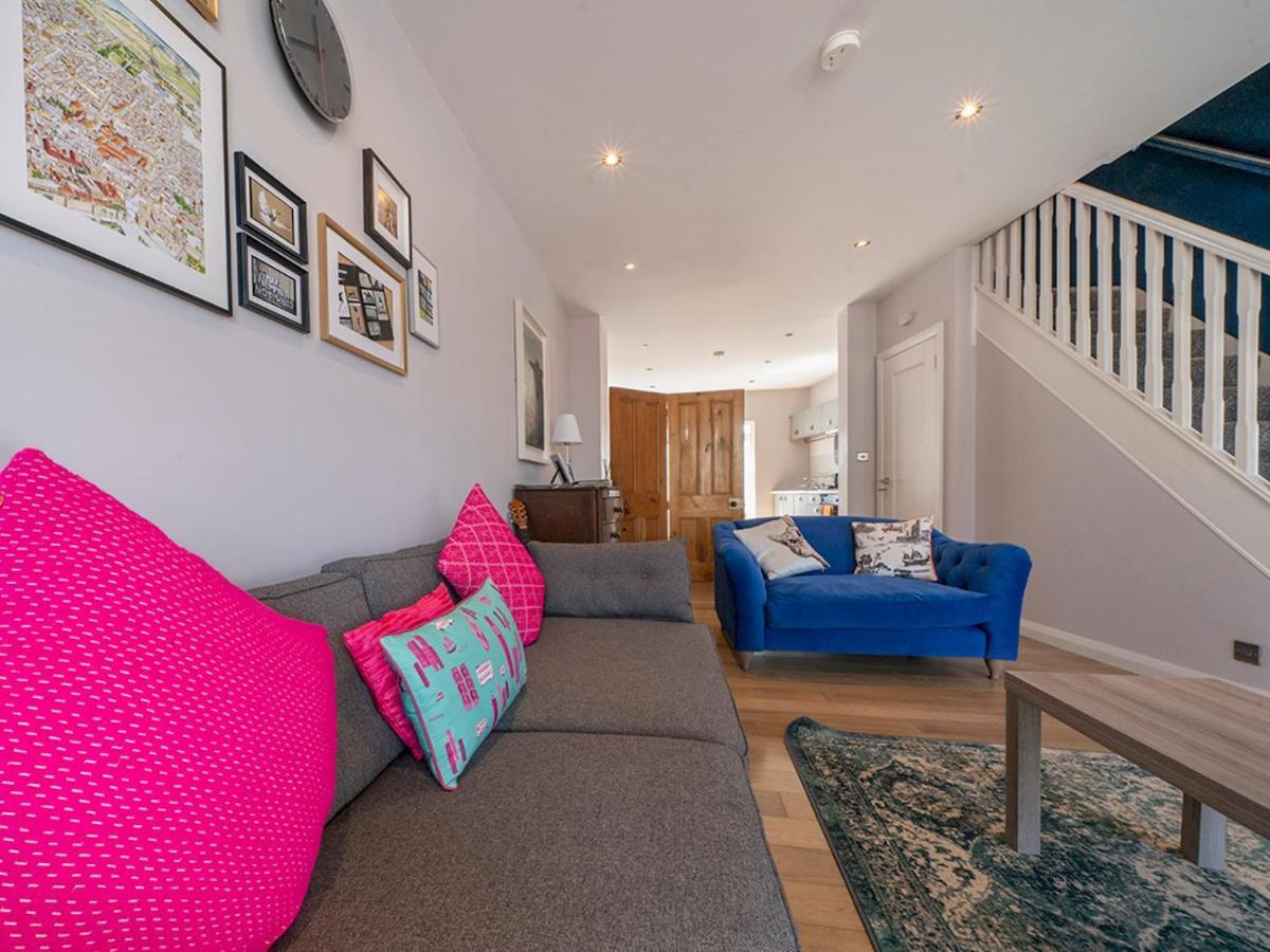 Holiday home Pass The Keys Luxury 2bed 2bath Townhouse - Perfect For Winter Belfast